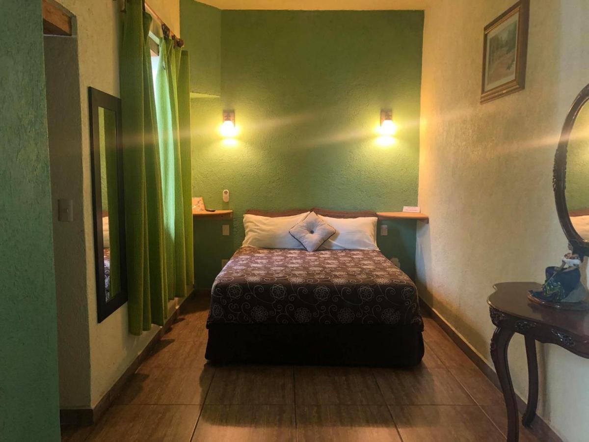 Casa Del Tiempo Hotel